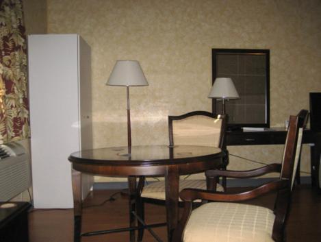 The Garden Villas Hotel Валдоста Екстериор снимка